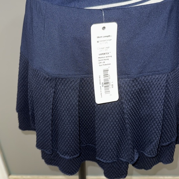 Lucky in love blue pleated Raquel’s skirt & Athleta top - Picture 3 of 8